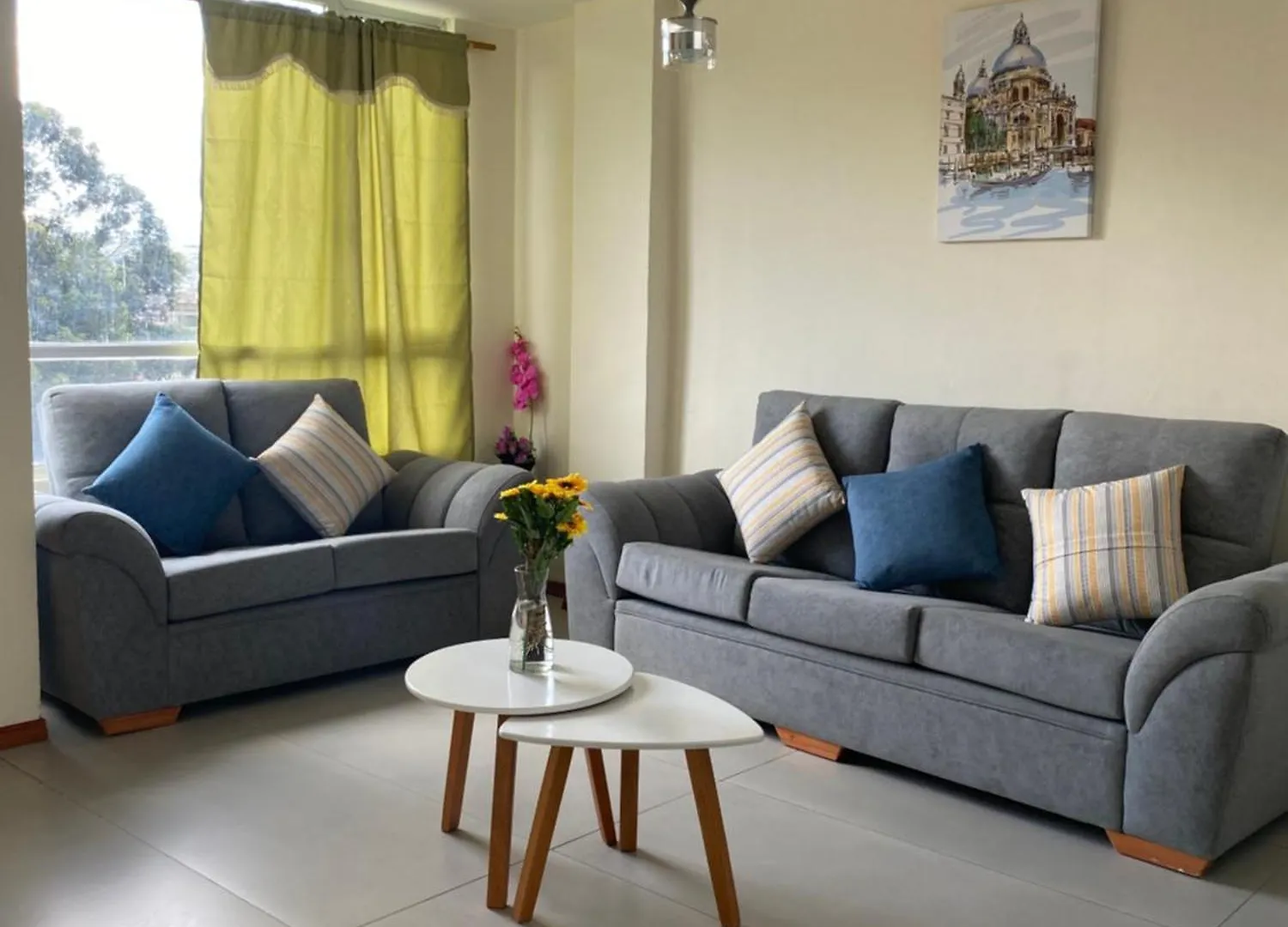 Apartman Apto. A Una Cuadra Del Terminal Quito